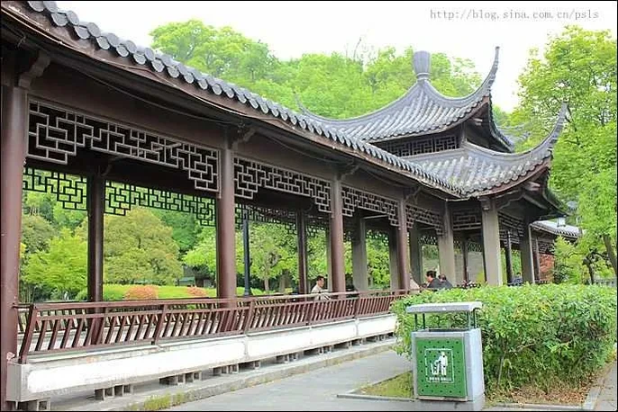 斗拱门楼